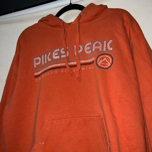 Vintage Pikes Peak Distressed Hoodie Orange Pullover Gear For Sports Sz Medium - Picture 3 of 8